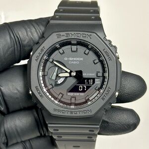 ((SOLD)) Casio G-Shock GA2100-1A1 Analog-Digital Black Carbon Resin 45mm Watch